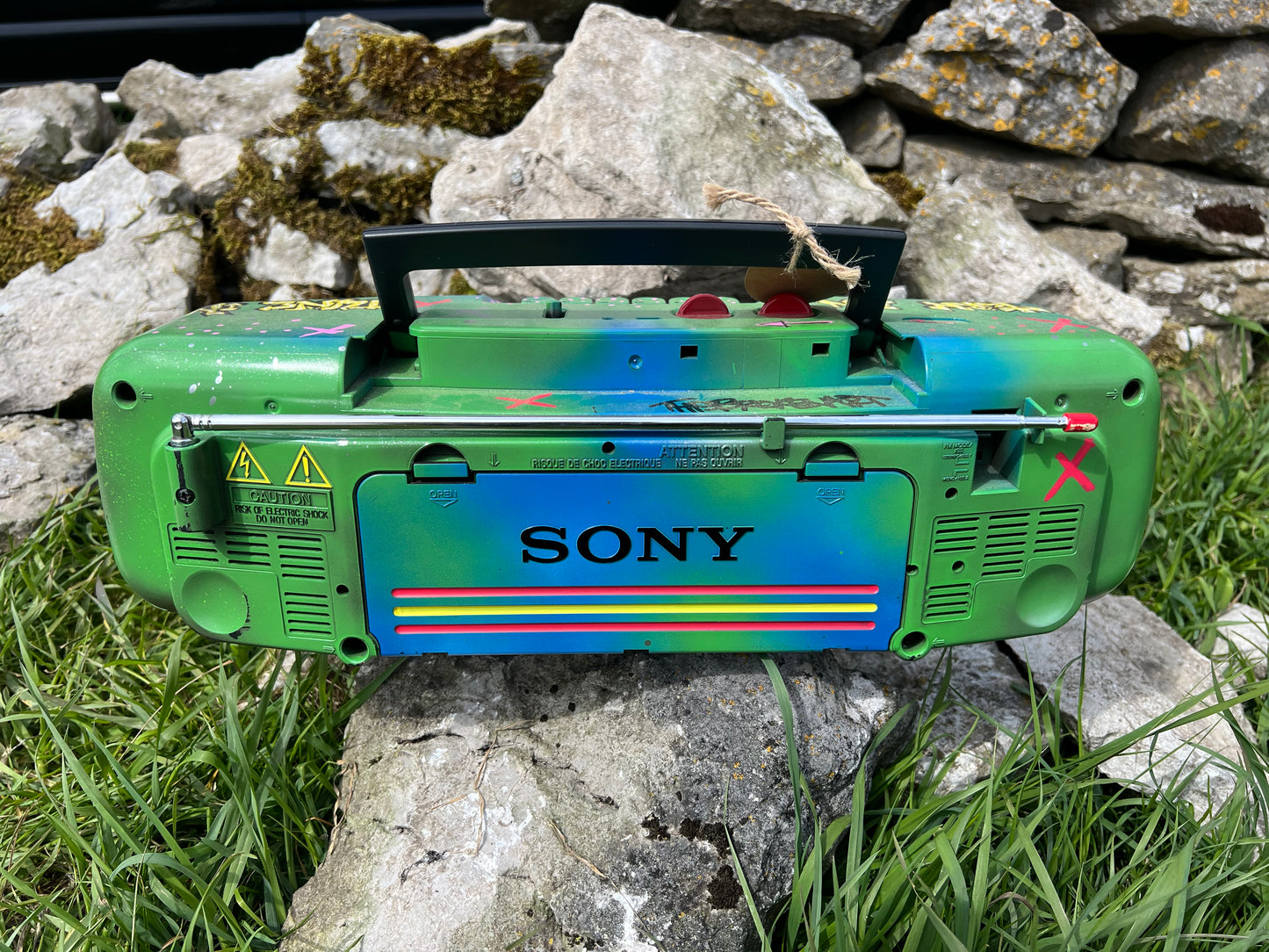 Custom Graffiti Stereo